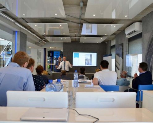 EenzetCarwash opent Experience Center