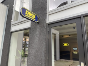 Diks autoverhuur locatie Amsterdam